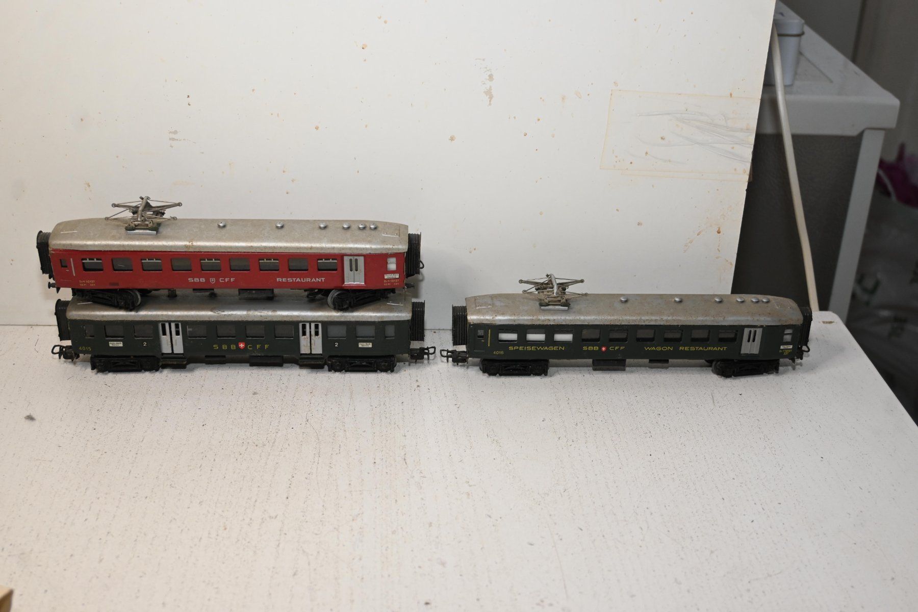 Märklin Modellini di ferrovie: SBB Blechwagen Märklin HO/AC mit OVP – Usato da Laupen ZH venduto da Zmoewe