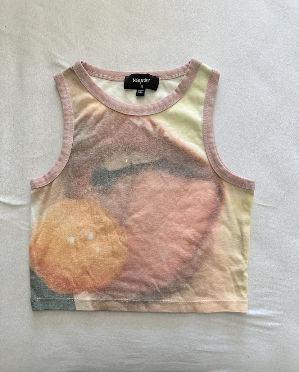 Top: Clothing Bundle Tops in S/M – Usato da Rümlang venduto da sunny_buhu 1