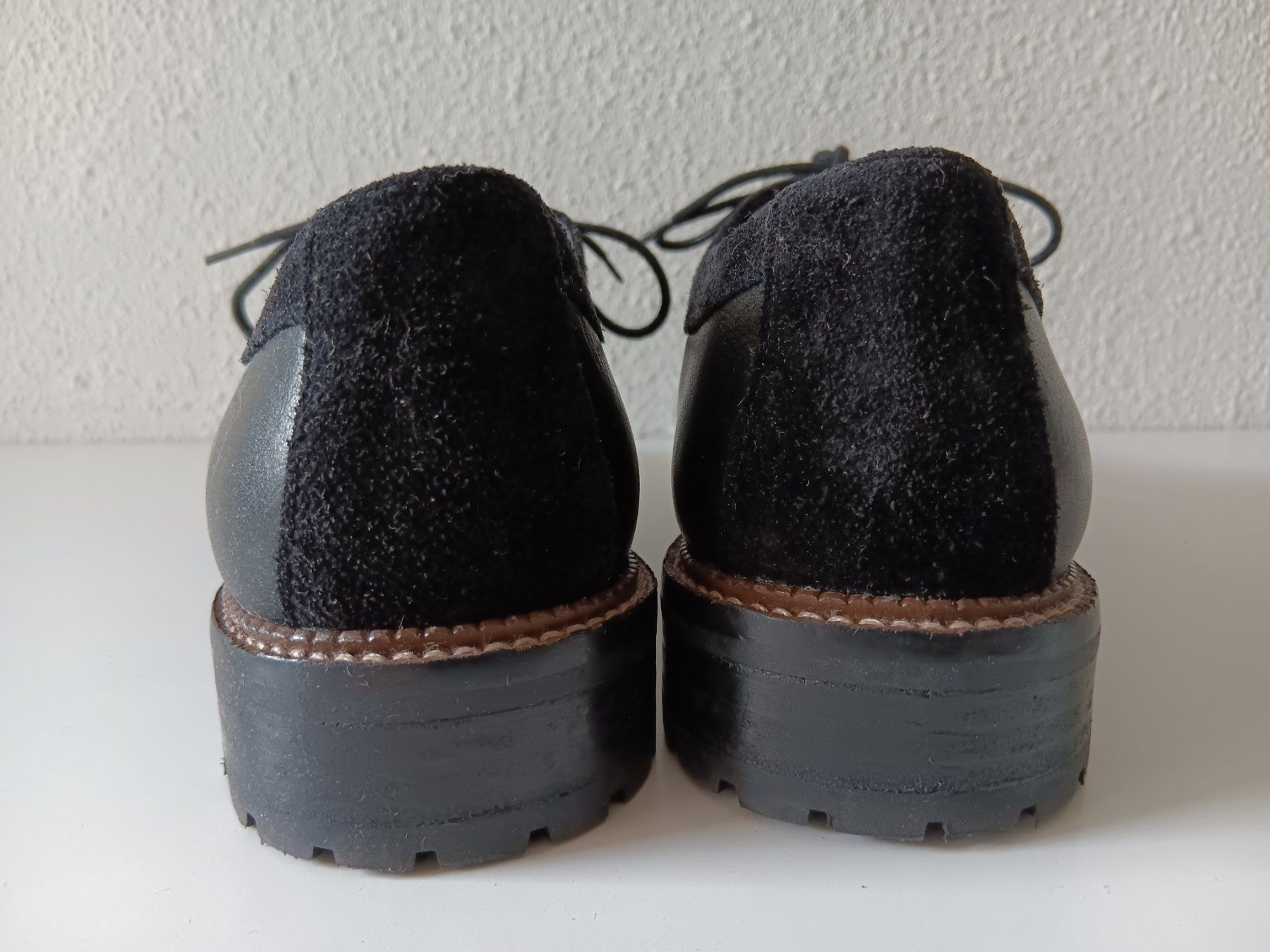 Navyboot Scarpe da donna: NAVYBOOT Chaussures / Schuhe pointure / Nummer 37 – Usato da Cossonay-ville venduto da Super-Price-Quality 5