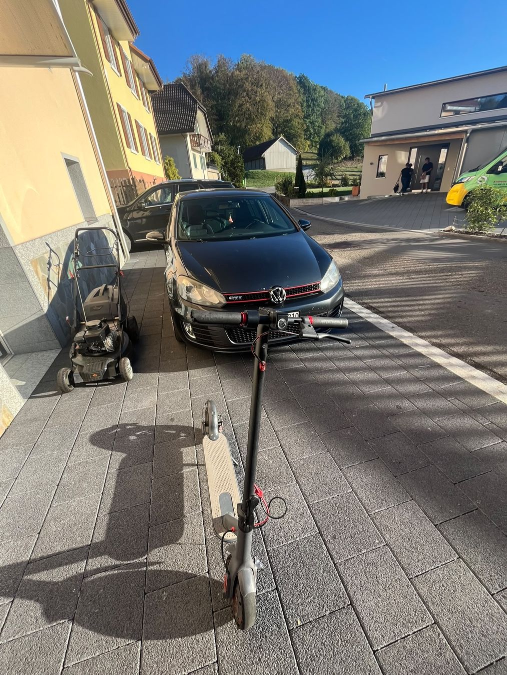Elektromobile: E scooter – Gebraucht aus Schönenwerd von nic_mrm9 3