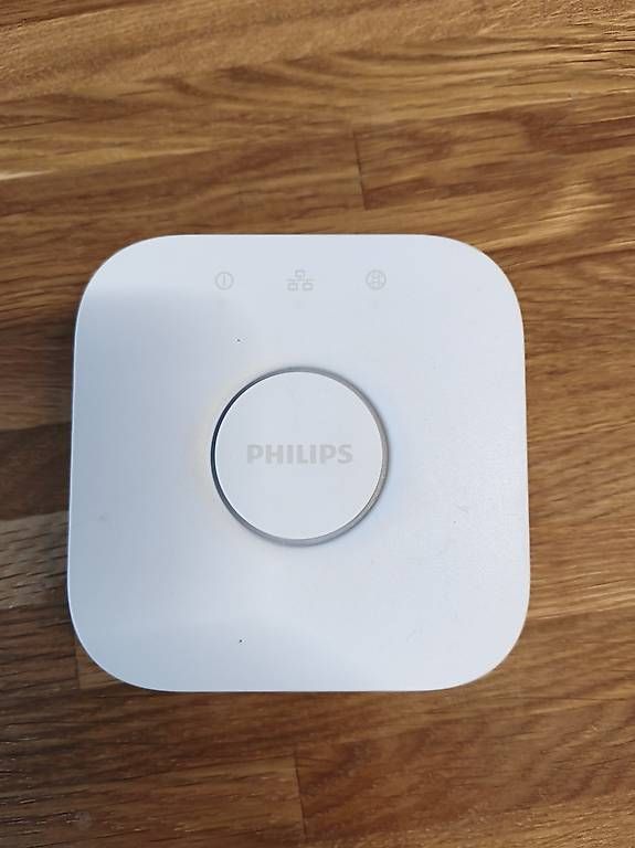 Lampade: Philips Hue Bridge – Usato da Englisberg venduto da domm97