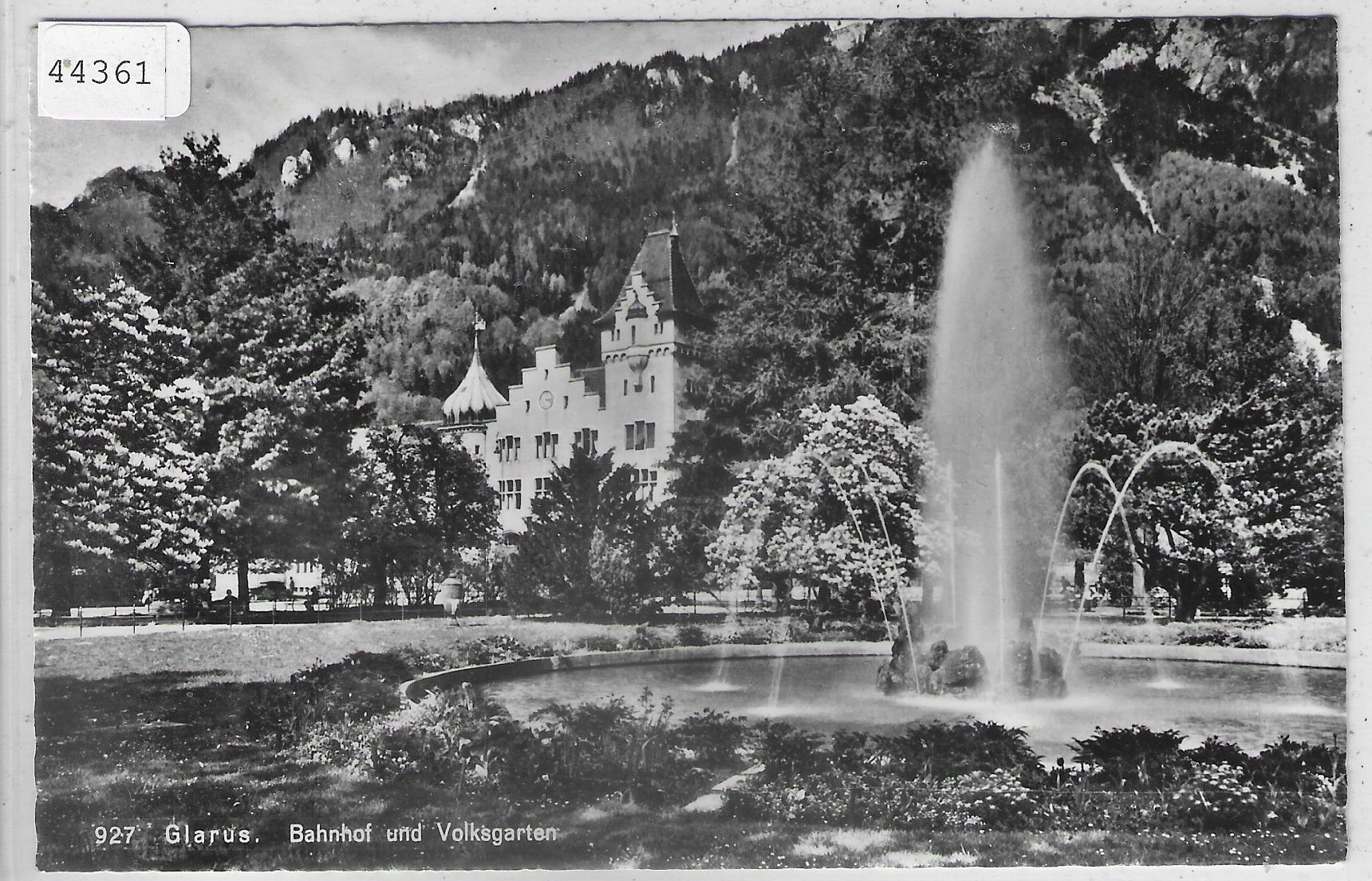 Cartoline postali: Glarus - Bahnhof und Volksgarten – Usato da Ettingen venduto da Kartenplanet