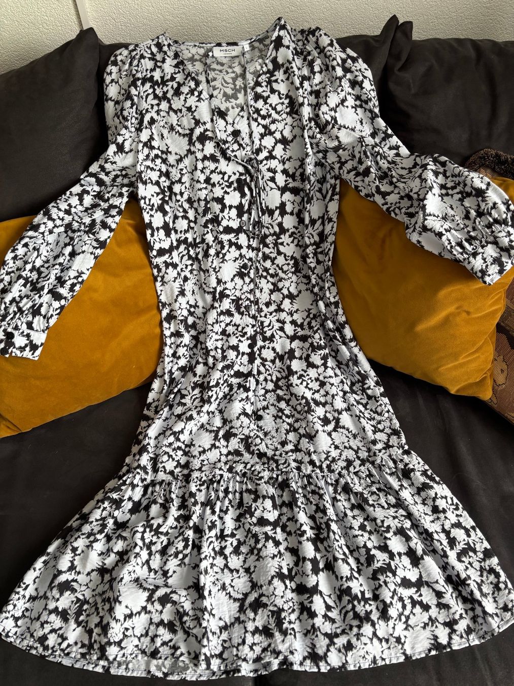 Kleider: Msch Copenhagen Kleid neuwertig – Neu (gemäss Beschreibung) aus Merishausen von yourdream 4