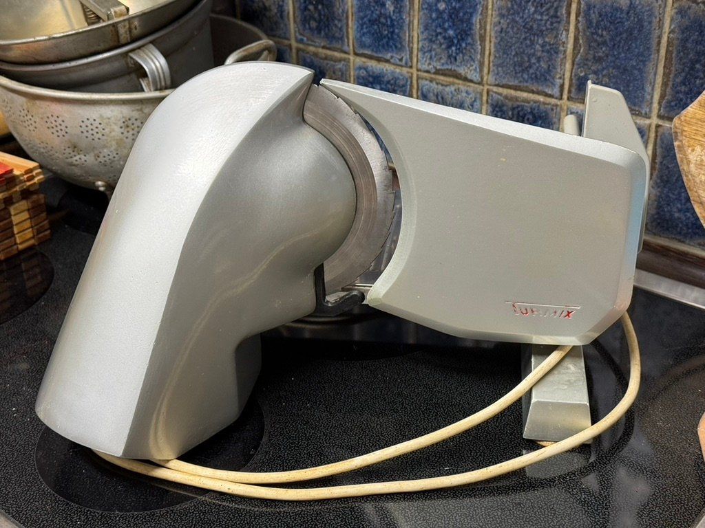 Turmix Elettrodomestici da cucina: Turmix Allesschneider Maschine. – Usato da Agriswil venduto da Windcheetah 2