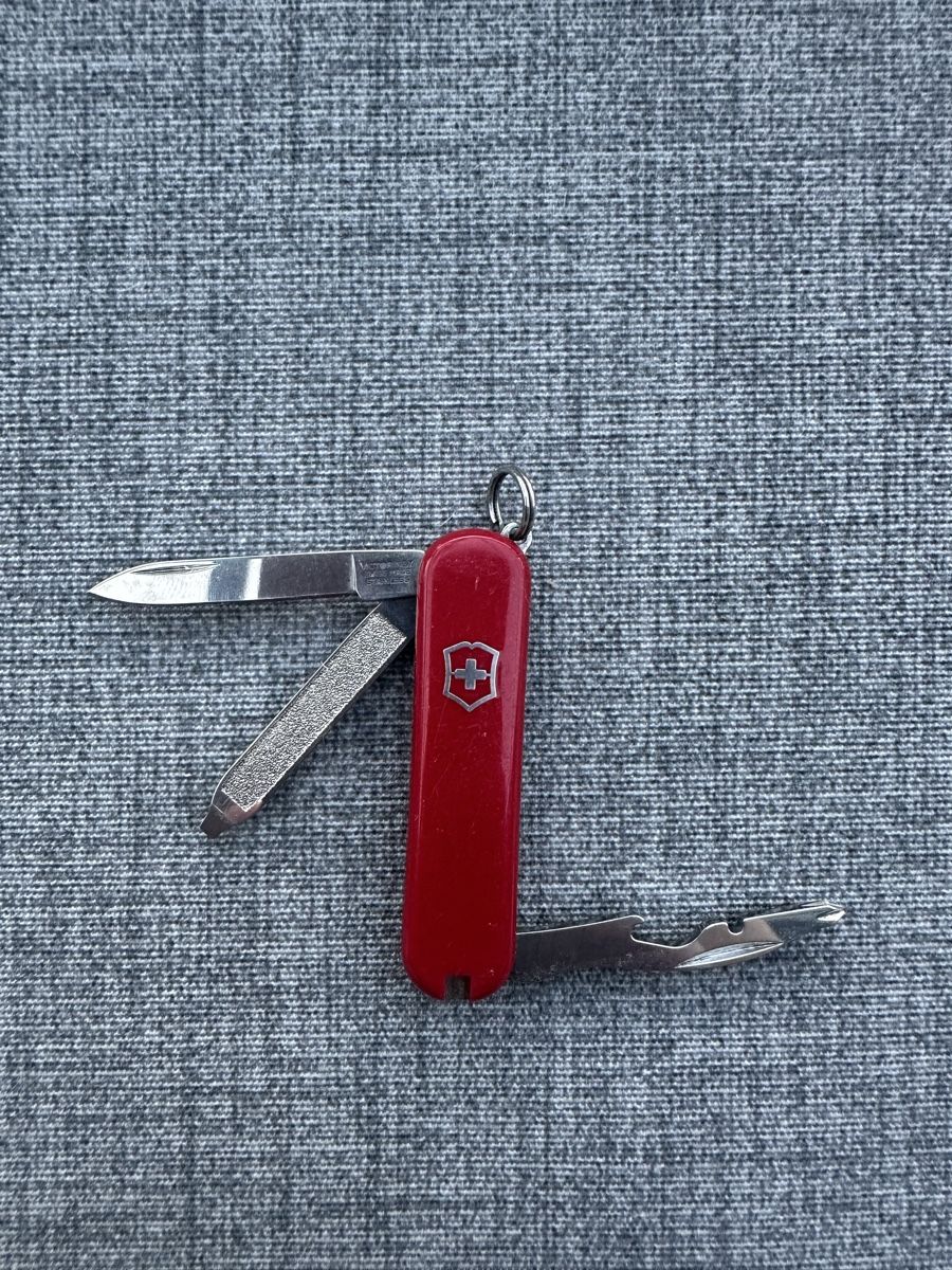 Victorinox Coltelli tascabile: Taschenmesser Victorinox – Usato da Henggart venduto da eli_8plt 1