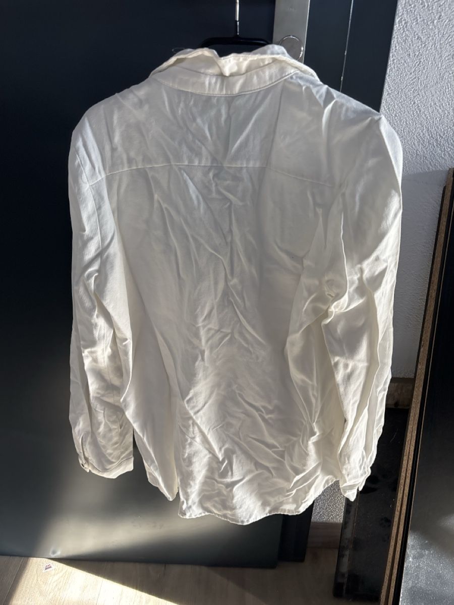 Zara Chemisiers: Chemise Zara Basic blanche à lacet – D'occasion à Courfaivre par ame_d67y 1
