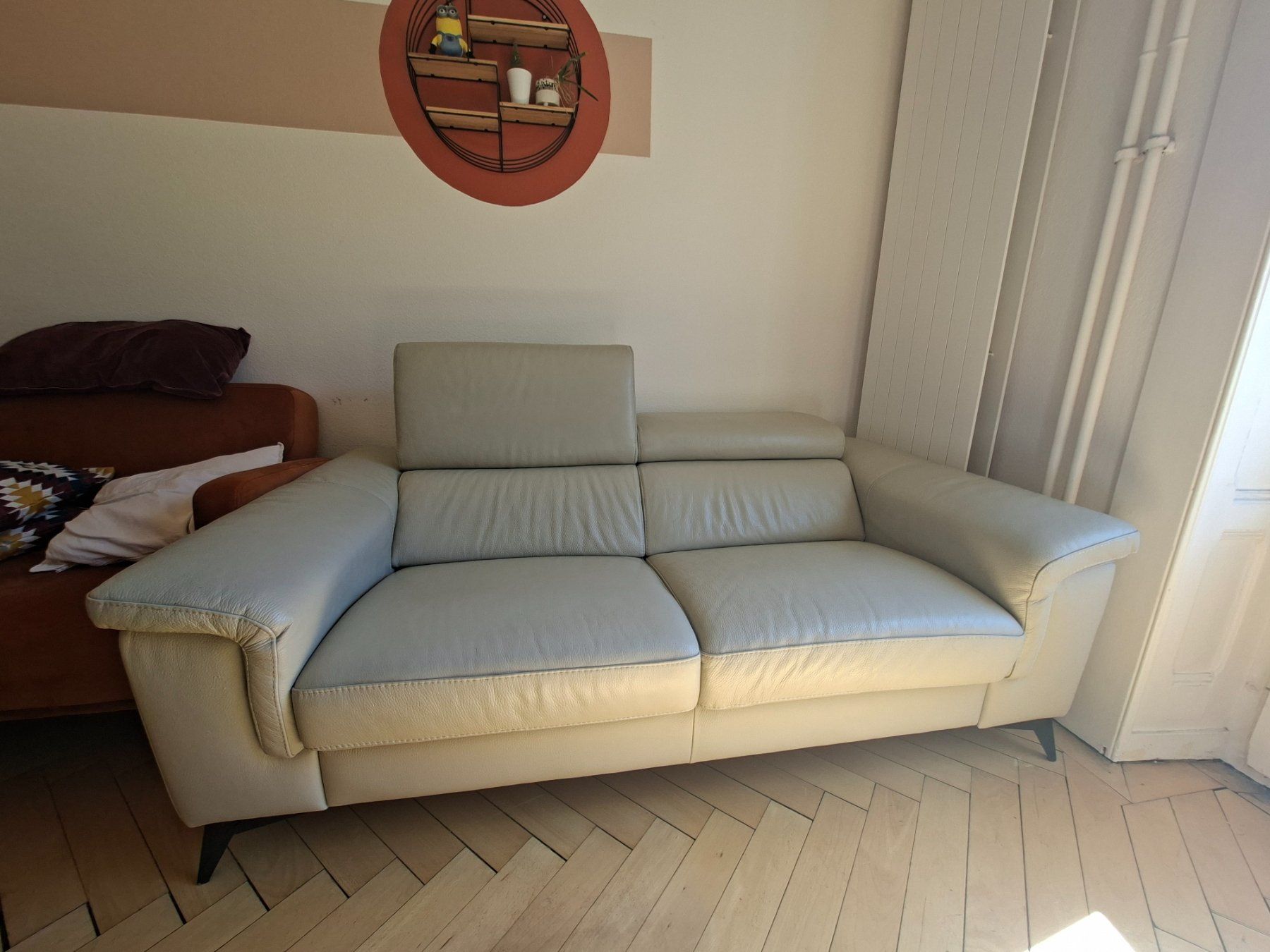 Sofas: Canapé cuir blanc cassé 2 places bon état – Neu (gemäss Beschreibung) aus Carouge GE von tho_q862 4