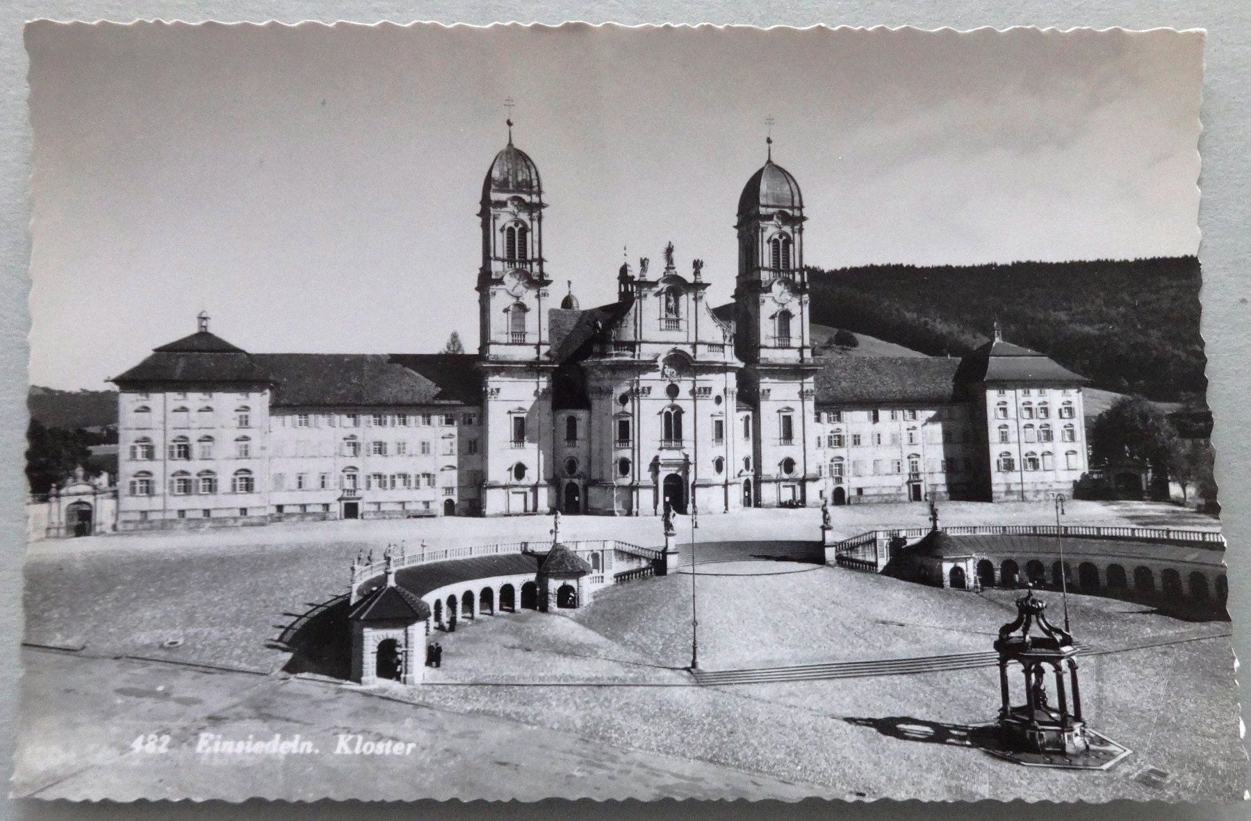 Cartoline postali: Einsiedeln, Kloster – Usato da Fétigny venduto da Billy2miny