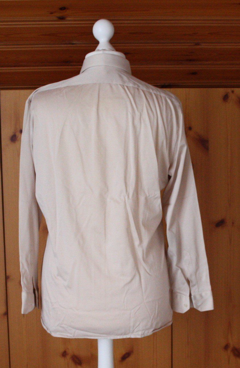 Hemden: Herrenhemd mit RV beige Gr. 42 – Neu und originalverpackt aus Flüelen von Diversicum-Vintage 3
