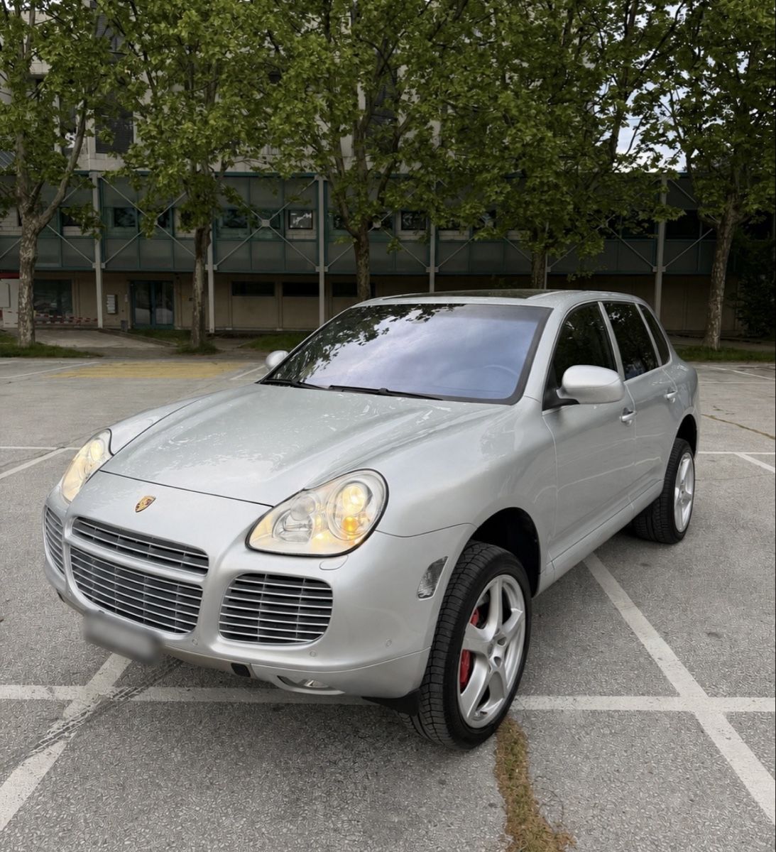 Porsche Automobili: Porsche Cayenne Turbo S – Usato da Conthey venduto da den_t95v
