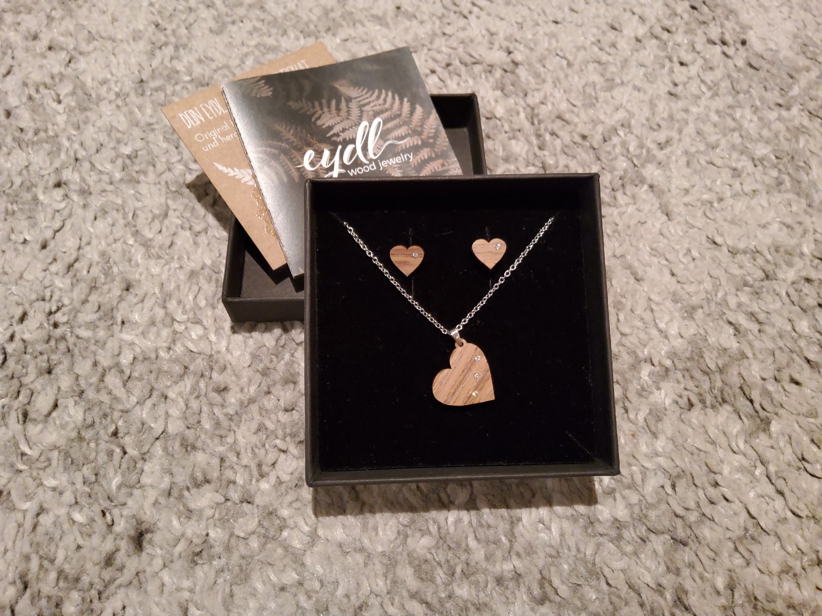 Ketten: eydl Holzschmuck-Set – Neu (gemäss Beschreibung) aus Sax von Kieselstei