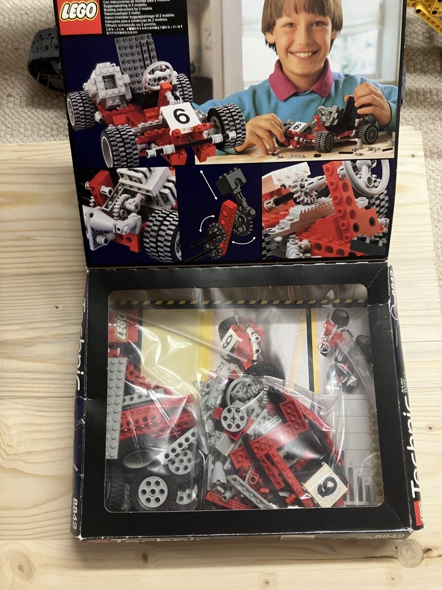 Lego Kit di costruzioni: Lego 8842 – Usato da Luzern venduto da windundsichtschutz 1