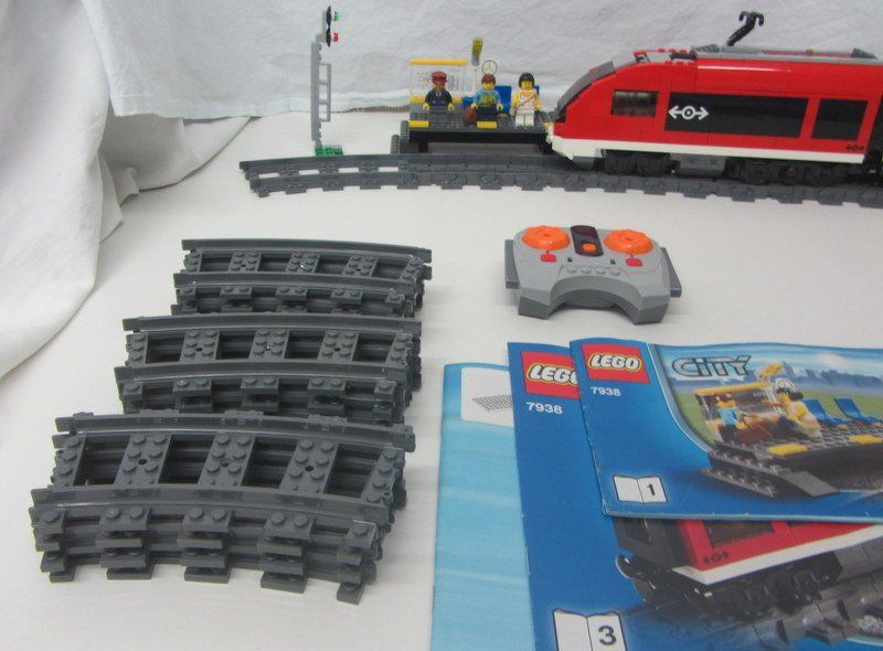 Lego Kit di costruzioni: LEGO RC Train 7938 " Passenger Train " + Lichtfunktion – Usato da Kreuzlingen venduto da heinrich7h 5