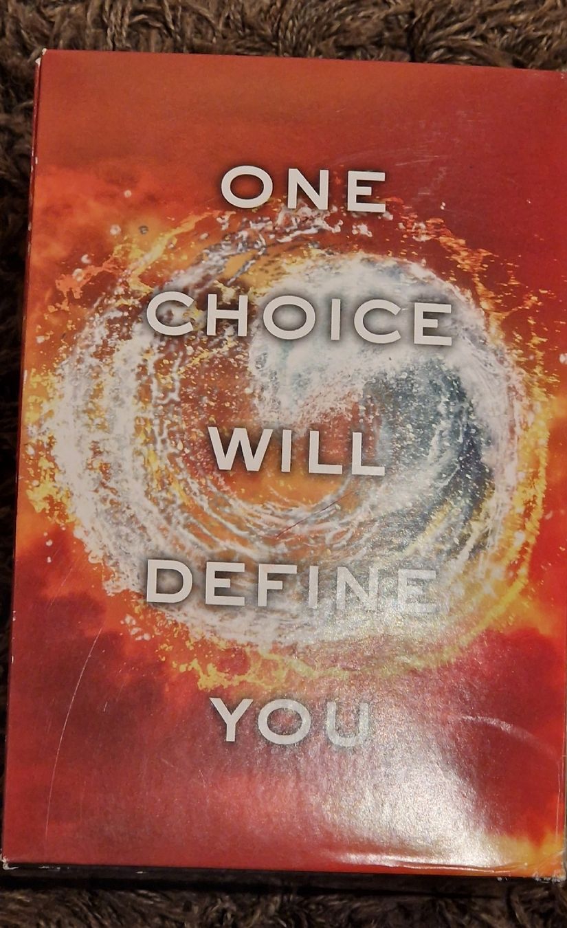 Libri: Divergent serie box – Usato da Gordola venduto da lul_g86d 3