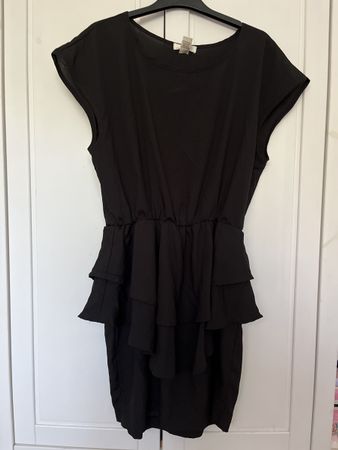 Ab 1 : Schönes, leichtes, schwarzes Sommerkleid, Grösse M