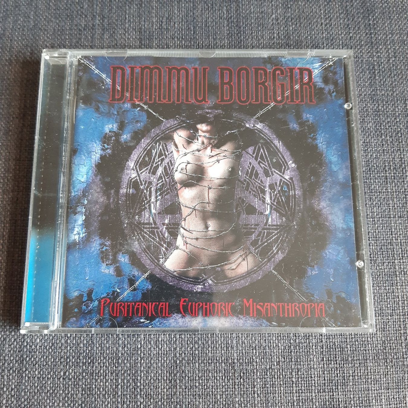 CDs: Dimmu Borgir - Puritanical Euphoric Misanthropia – D'occasion à Basel par odradek