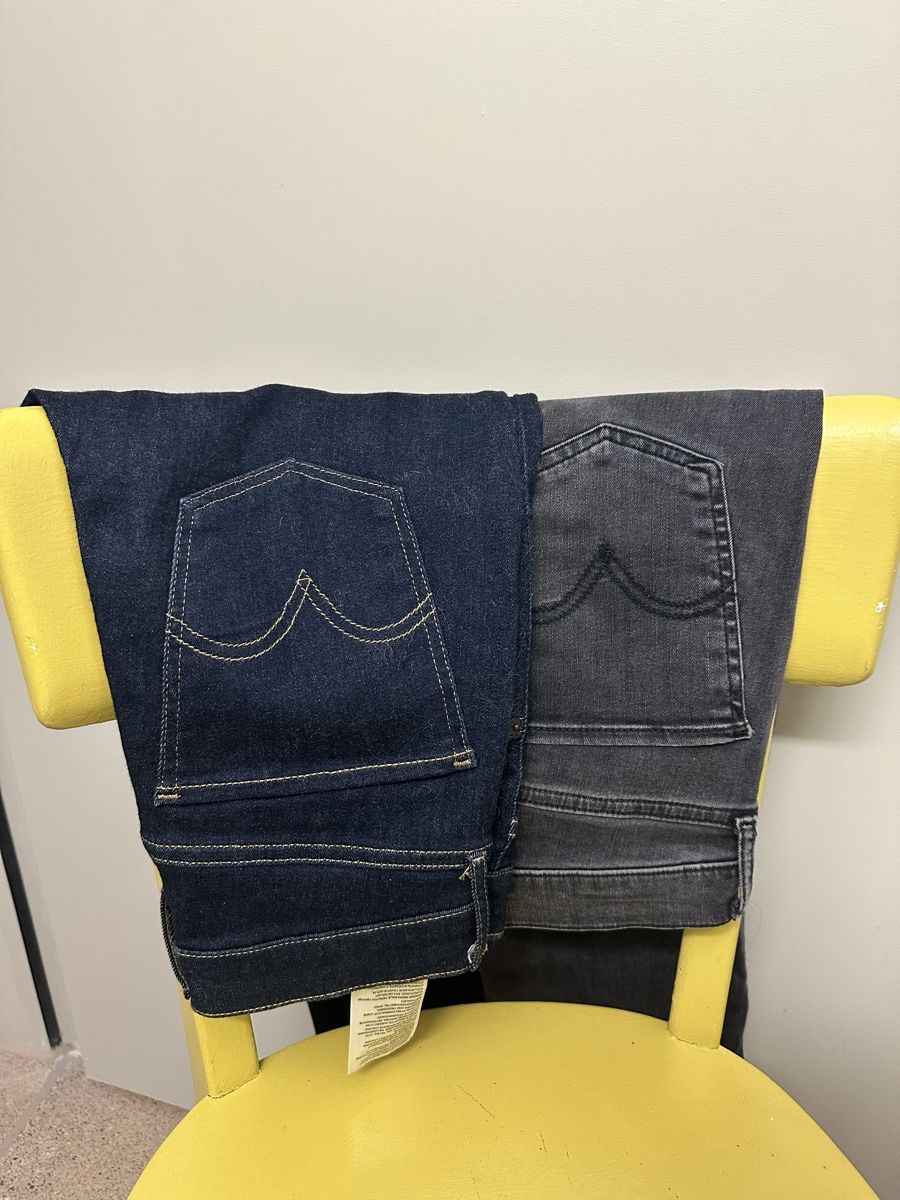 Levi's Jeans: 2x Levi‘s Jeans – Neuf (Voir description) à Bern par est_56rm 1