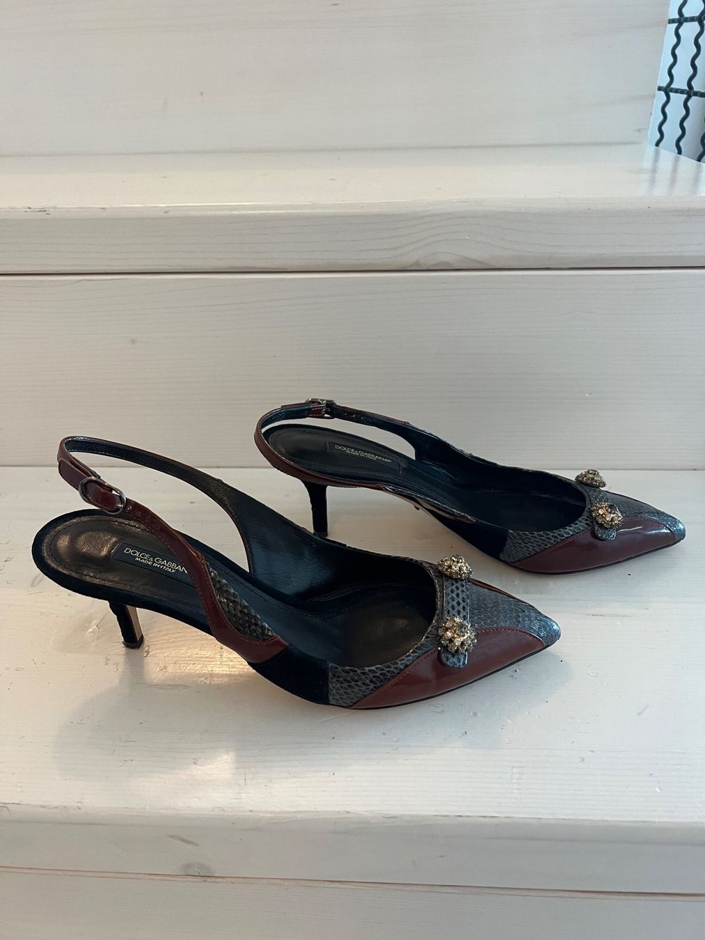 Dolce & Gabbana Scarpe da donna: Dolce & Gabbana Slingpumps mit Swarowski Steinen – Usato da Hausen AG venduto da Jean1968 1