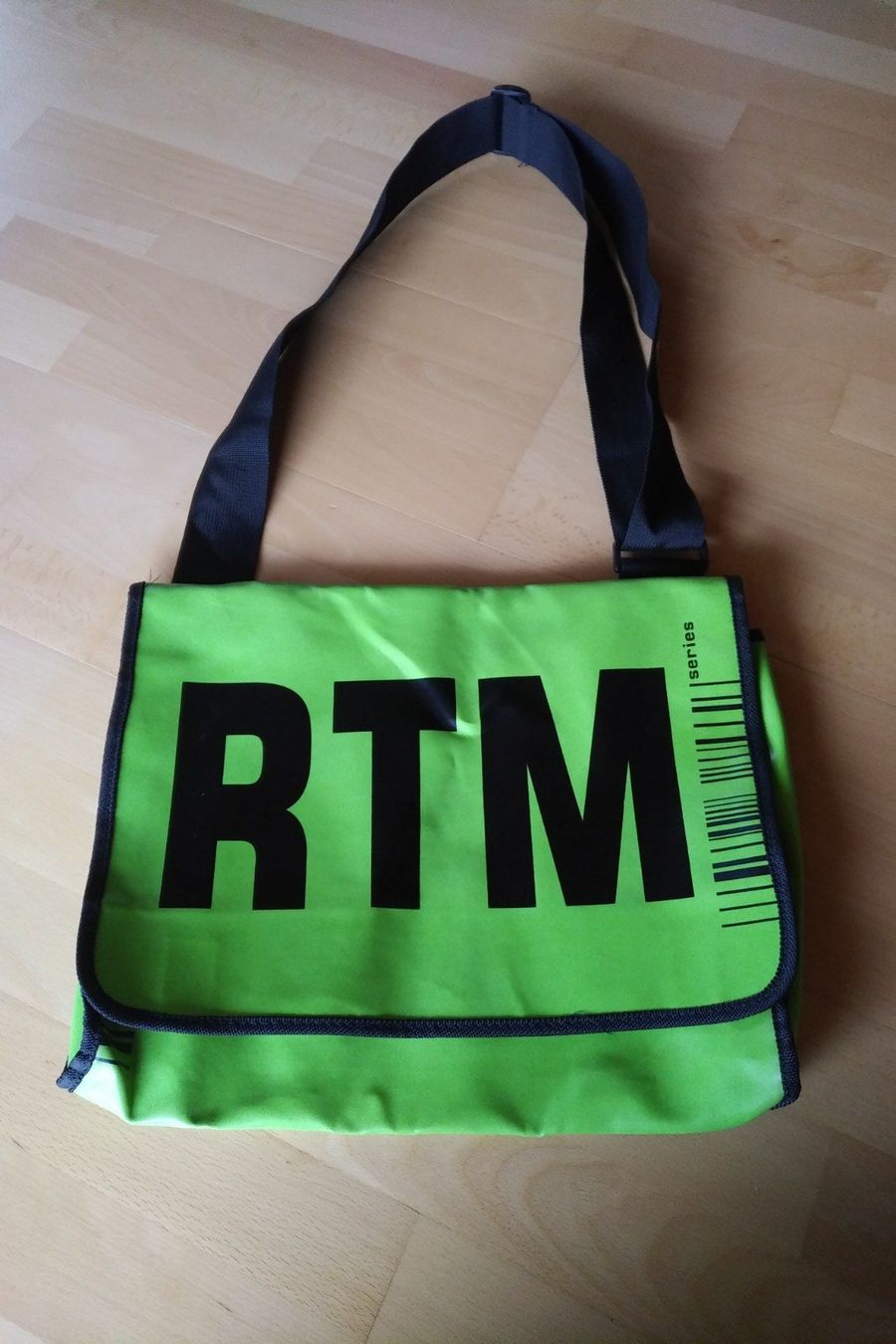 Sacs: Grüne Umhängetasche "RTM" – D'occasion à Seltisberg par smi_x7rx