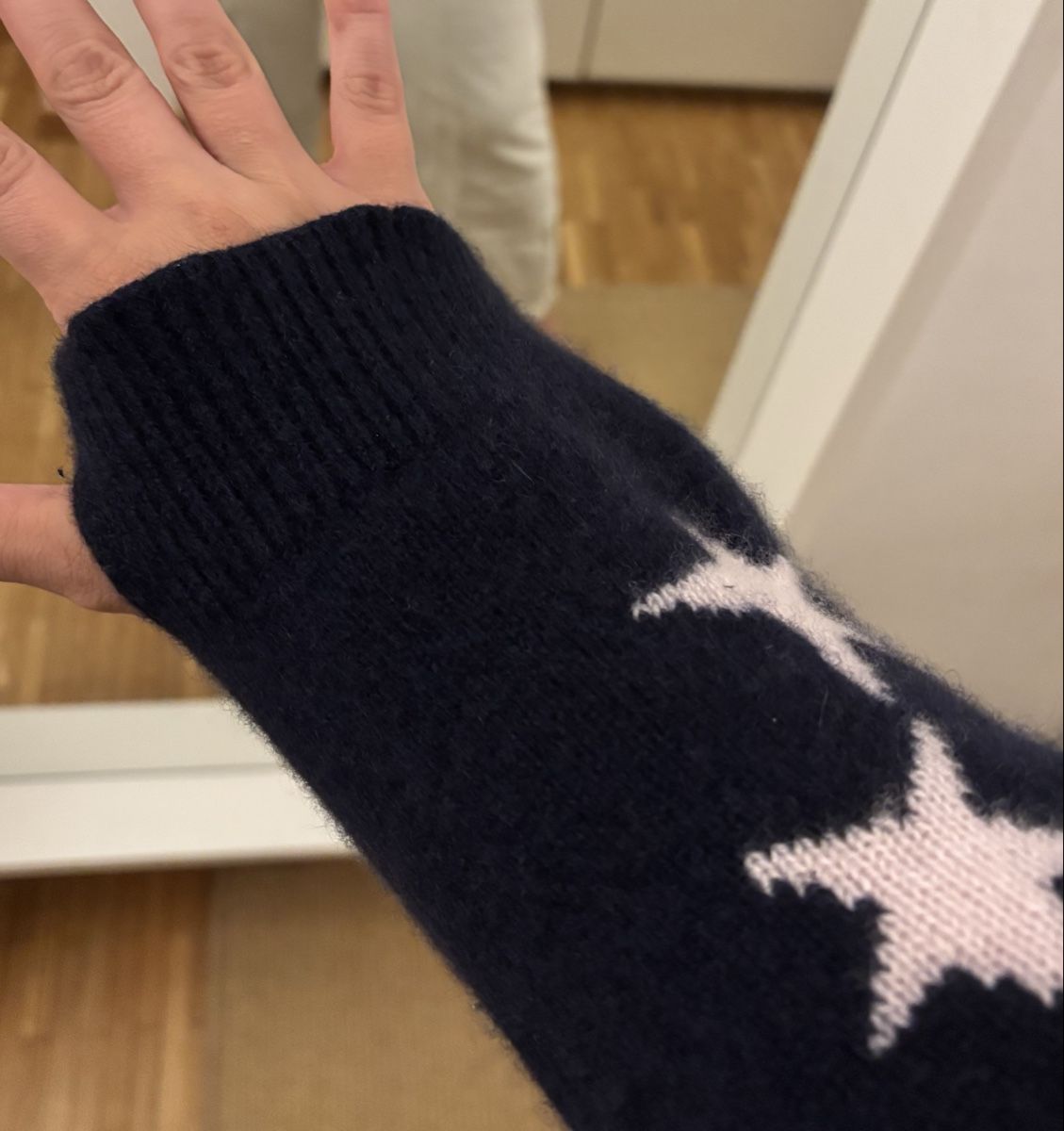Maglioni & Felpe: 100% Kaschmir Pullover Zadig & Voltaire – Usato da St. Gallen venduto da heartbug 4