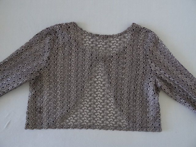 Bolero: Bolero Jäckli Gr. 40/ 42 grau silber – Nuovo (secondo la descrizione) da Bazenheid venduto da Aebi55 3