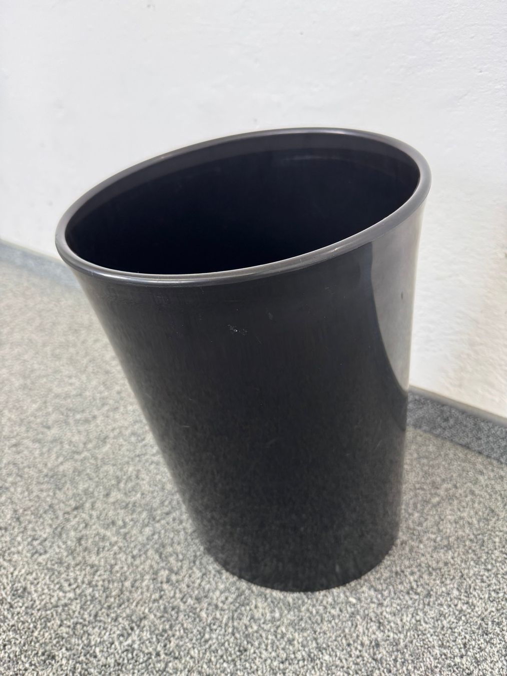 Contenitori & Simili: Top Design Elipse Abfalleimer – Usato da Schönenwerd venduto da mcofficeshop 3