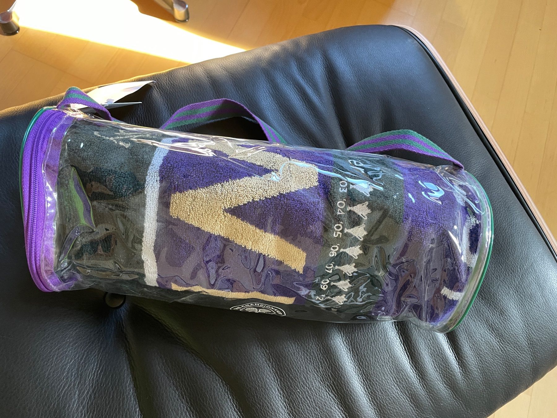 Badetücher: Roger Federer Limited Edition Handtuch 2018 Wimbledon – Neu und originalverpackt aus Zürich von dren