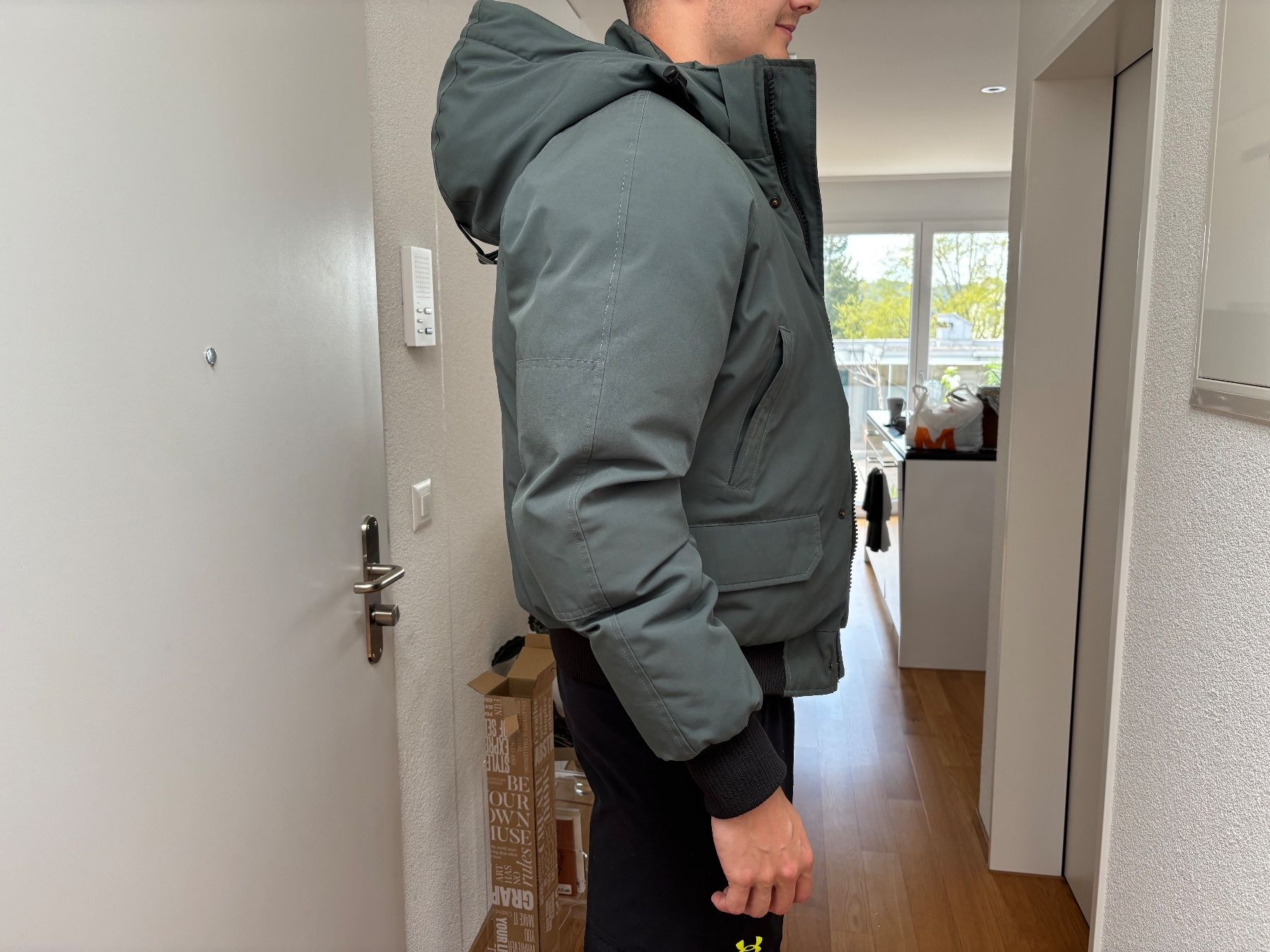 Canada Goose Giacche: Canada Goose Winterjacke mit Daunen – Usato da Winterthur venduto da D_Zel97 1