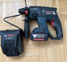 Bosch Akku-Bohrhammer GBH 18V-EC 1 x Akku 5,0Ah & Ladegerät 