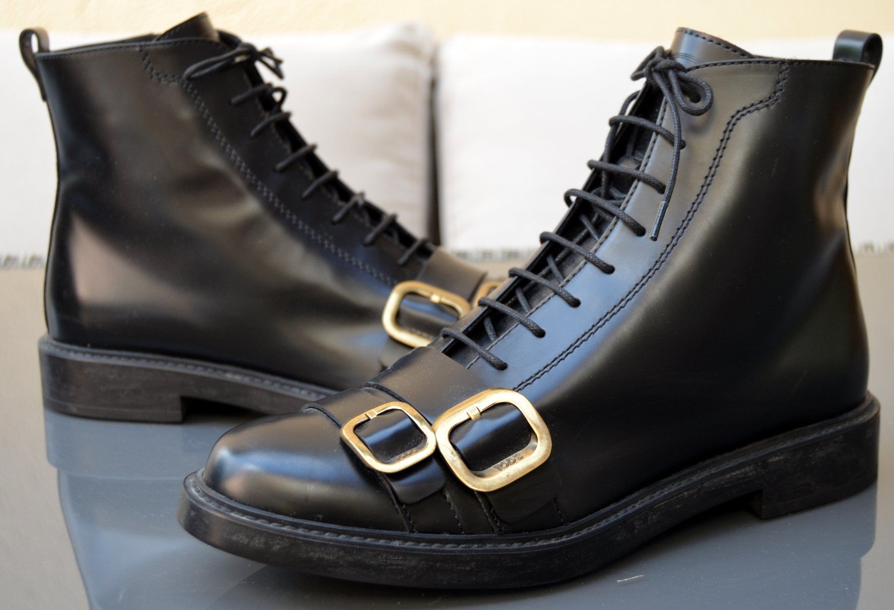 Scarpe da donna: TOS"S Boots / bottes .39 – Usato da Collonges venduto da Auganien 2