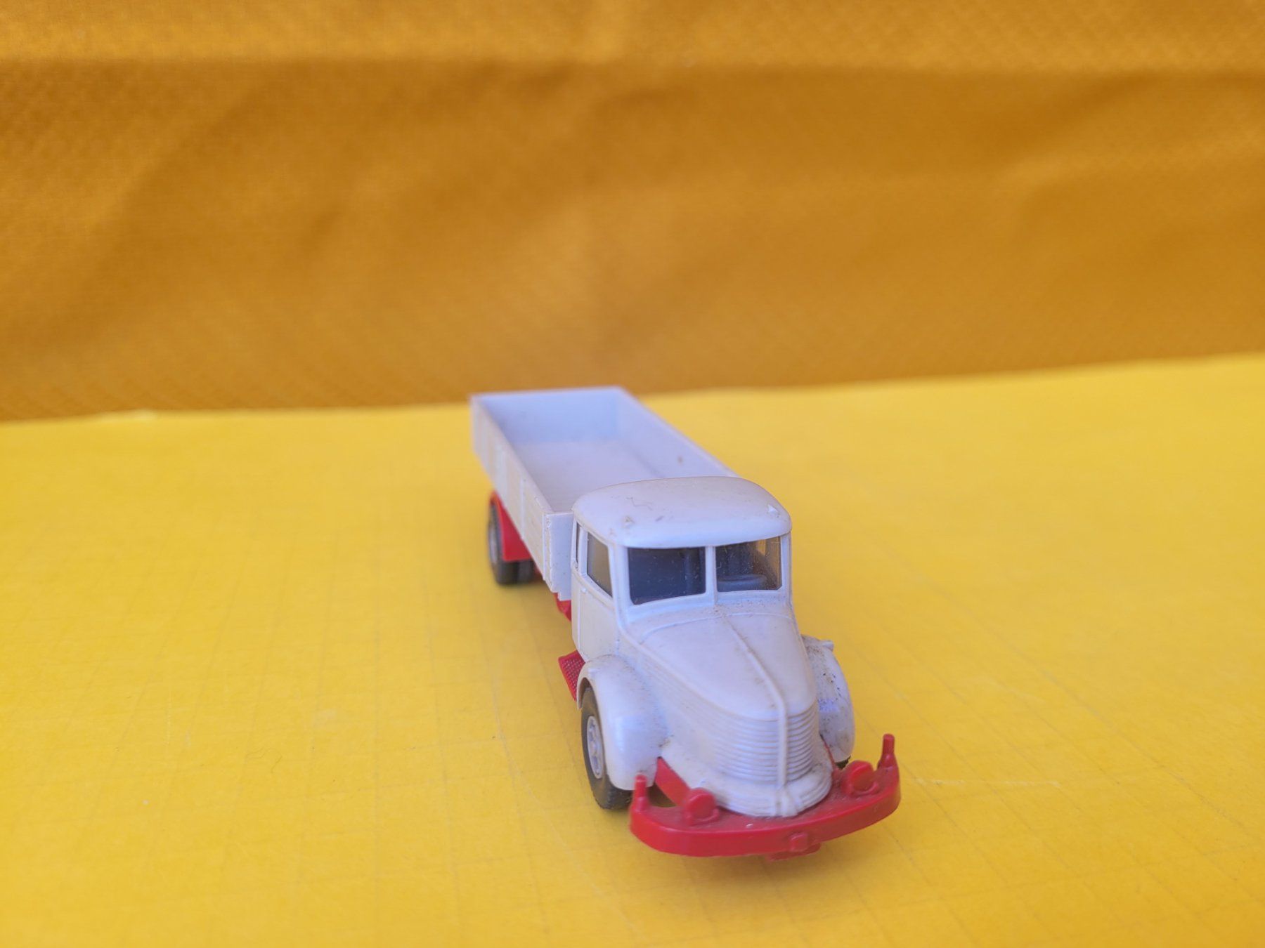 Wiking Modellini d'auto: Krupp Titan 1:87 Wiking – Usato da Domdidier venduto da Bimbo57 1