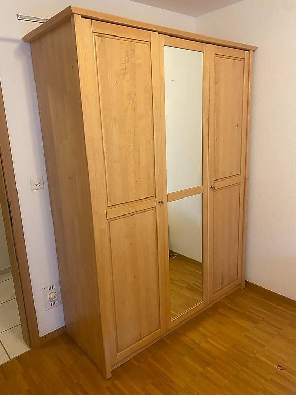 Armadi: Kleiderschrank – Usato da Möhlin venduto da dma_gd8v 1