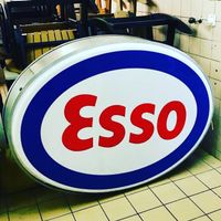 Esso - Leuchtreklame (doppelseitig)