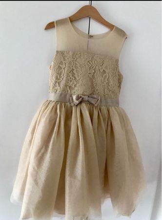 Girls Party Dress Size 8years, 128cm excellent condition