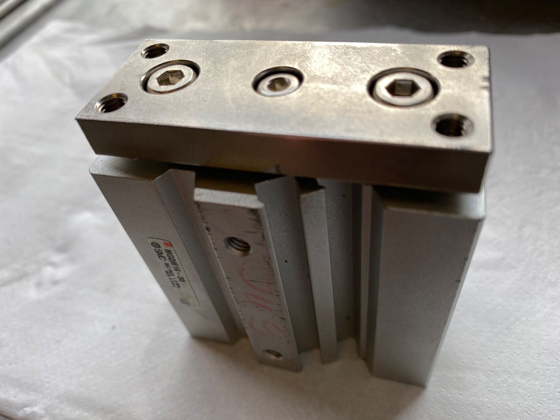 Altri prodotti elettronici: SMC Kleinzylinder – Usato da Bütschwil venduto da Amazing_target 2