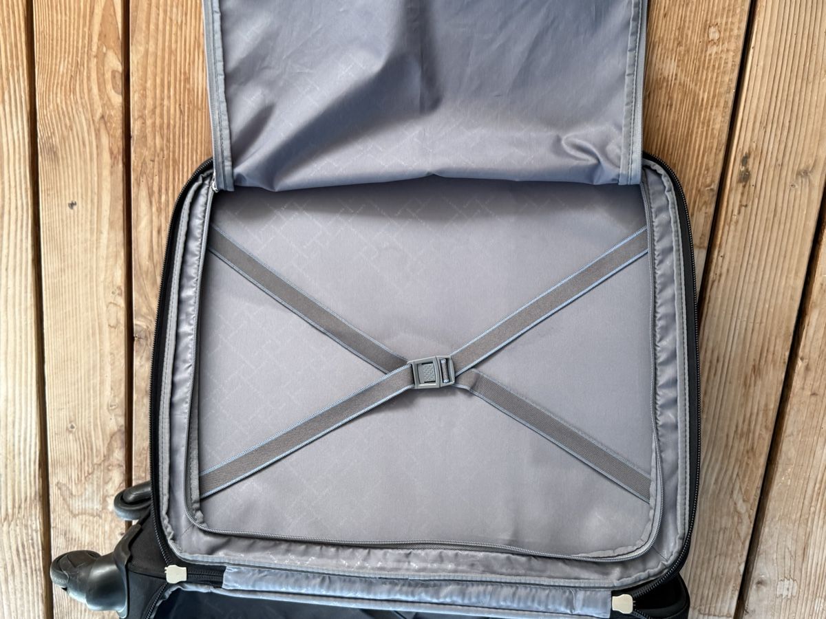 Samsonite Reisekoffer: Samsonite Rollkoffer (4 Räder) – Gebraucht aus Rothrist von meykat 4