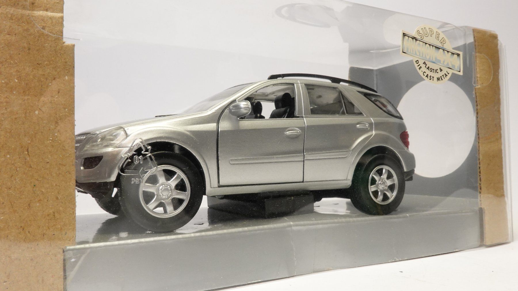 Modellautos: e54 1/ 32 NewRay Mercedes M-Class silber – Gebraucht aus Thun von evinka_gmbh