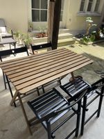Table et chaises de jardin pliantes bois