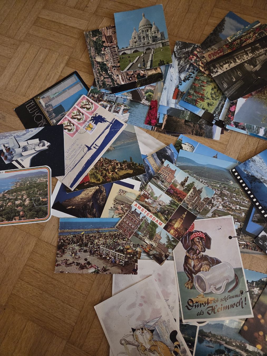 Alle Briefmarken: Postkarten und Briefmarken Konvolut – Gebraucht aus Riehen von str_2msn 1