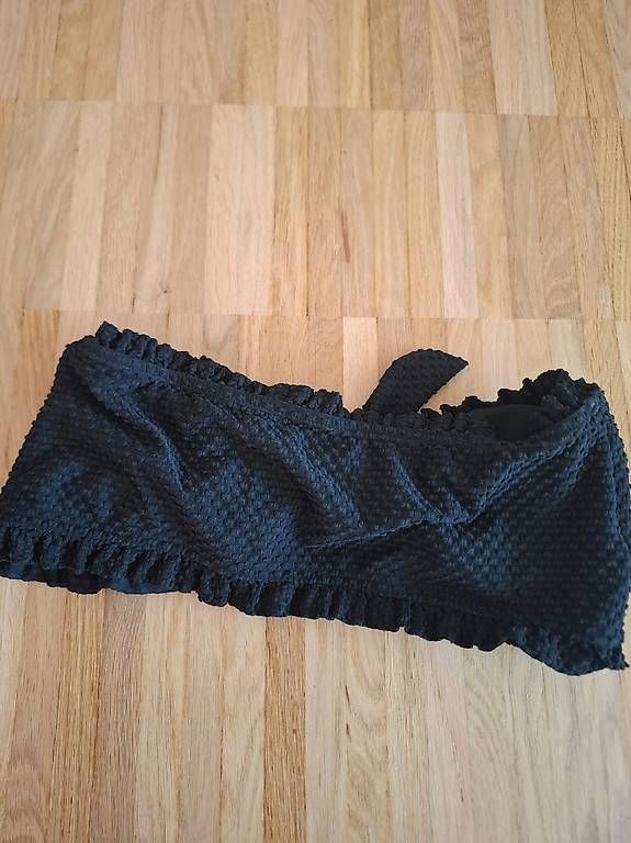 Costumi da bagno & Bikini: Badeanzug für Damen – Usato da Niederuzwil venduto da Liberatopixel