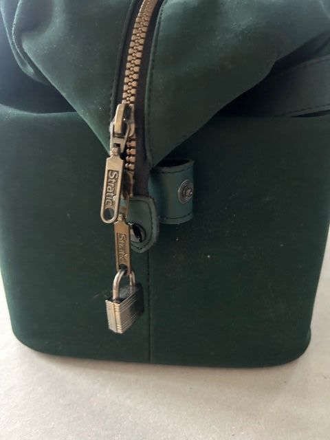 Borse da donna: Beauty Case – Usato da Luzern venduto da Ruth412 3