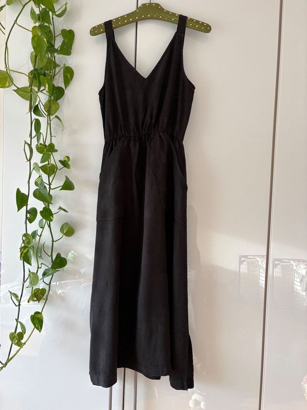 Robes: MISLEY schwarzes Kleid Gr. S – D'occasion à Zürich par missmodernage