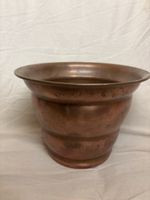 Cache-pot ancien en cuivre, idéal pour vos plantes !