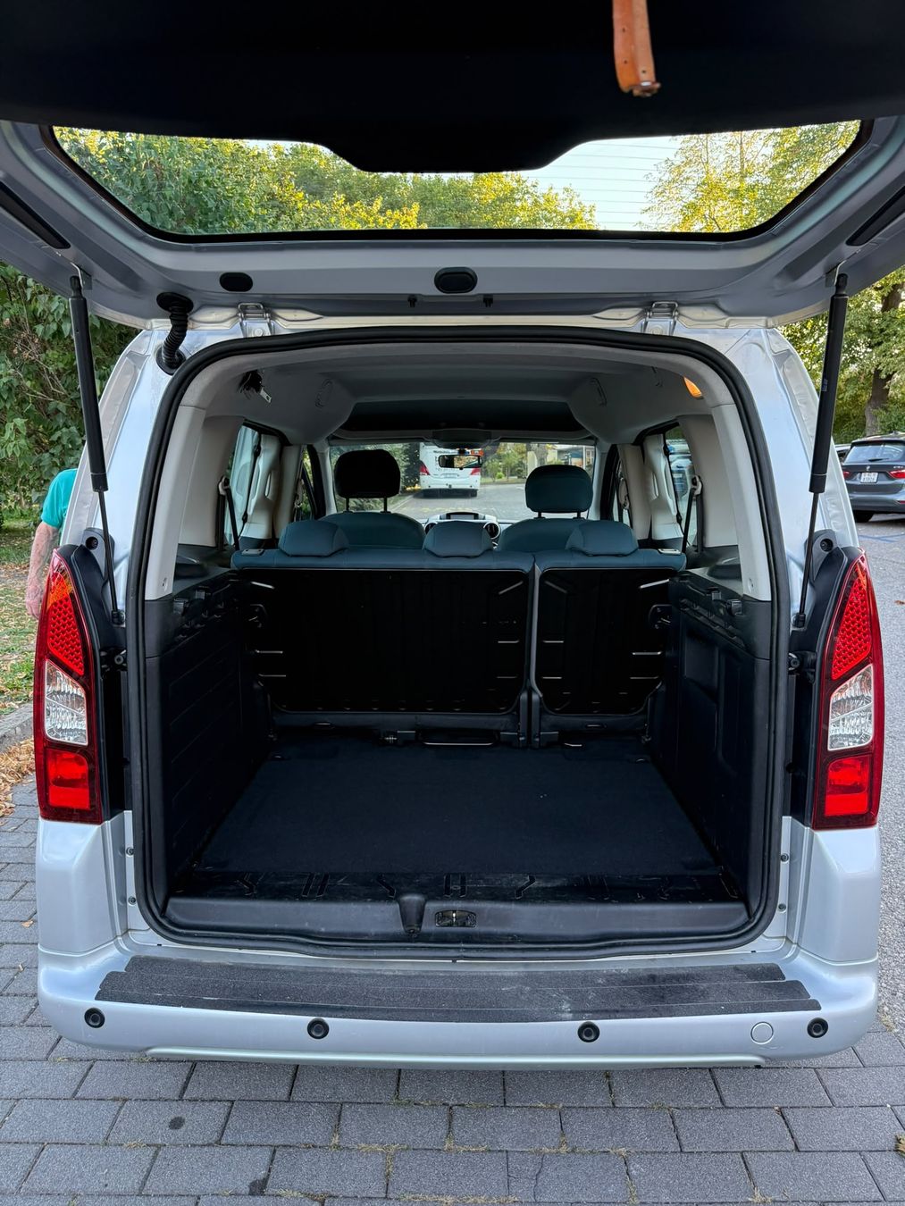 Citroën Veicoli commerciali: Citroën Berlingo 1.2 puretech – Usato da Le Locle venduto da CHEGUA 4