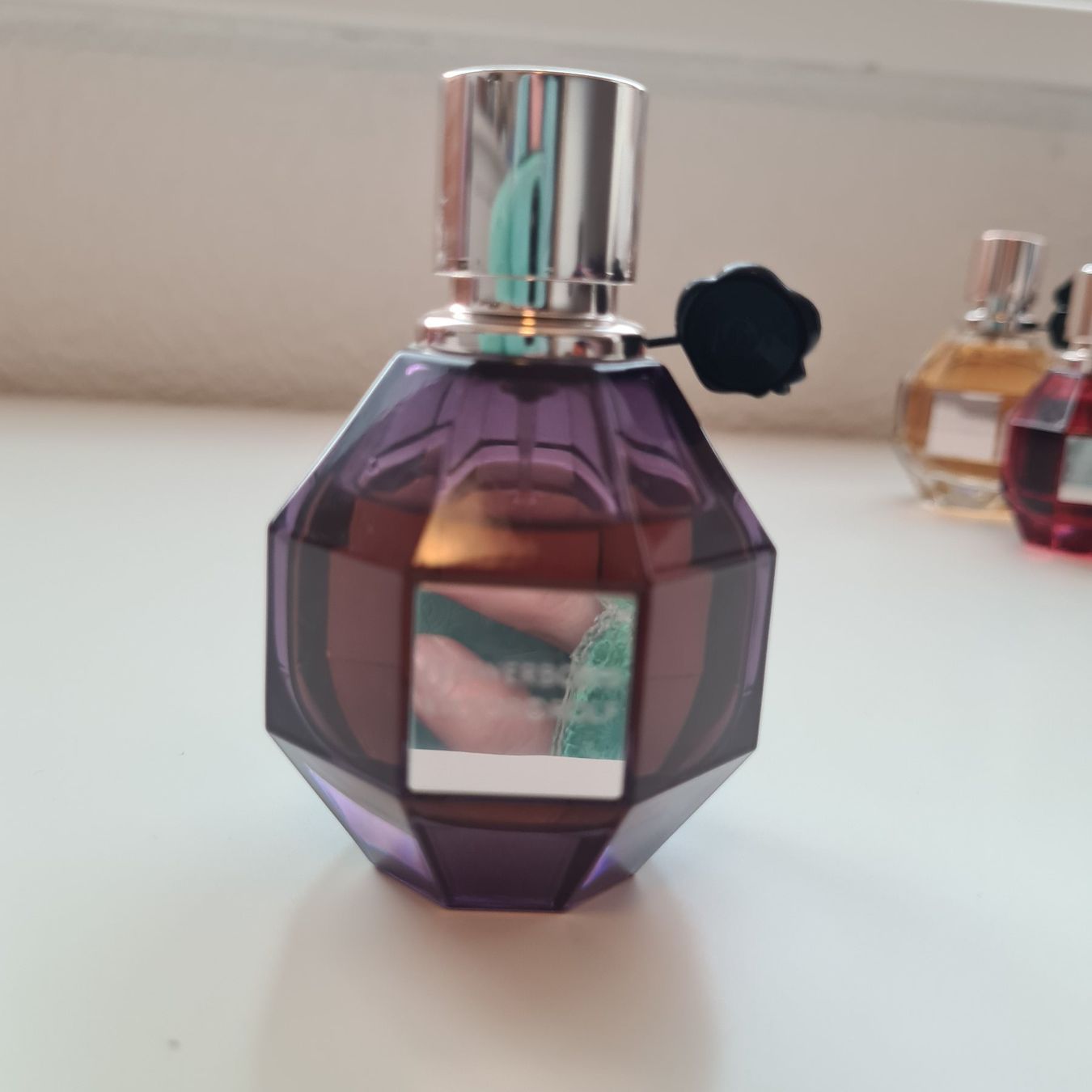 Profumi & Eau de Toilette: Flowerbomb viktor&rolf Extreme 50ml Flacon – Usato da Oberlunkhofen venduto da Kupferhexe