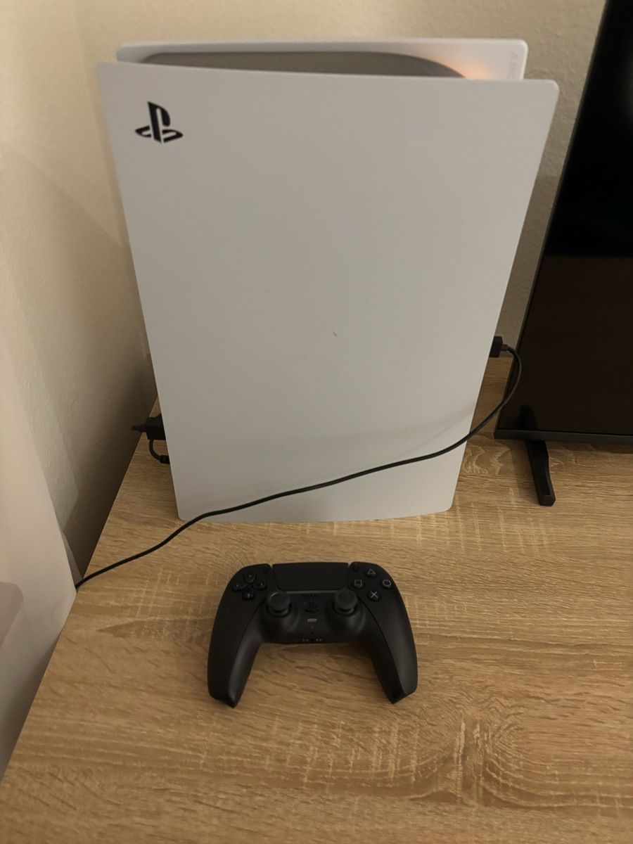Sony Consoles: PlayStation 5 mit Controller  – Neuf (Voir description) à Winterthur par pas_m2sl