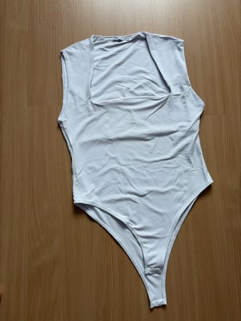Damen Body Zara weiss Grösse L neuwertig