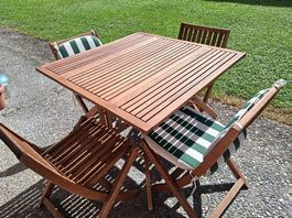 Garten - Balkontisch / Klappstühle