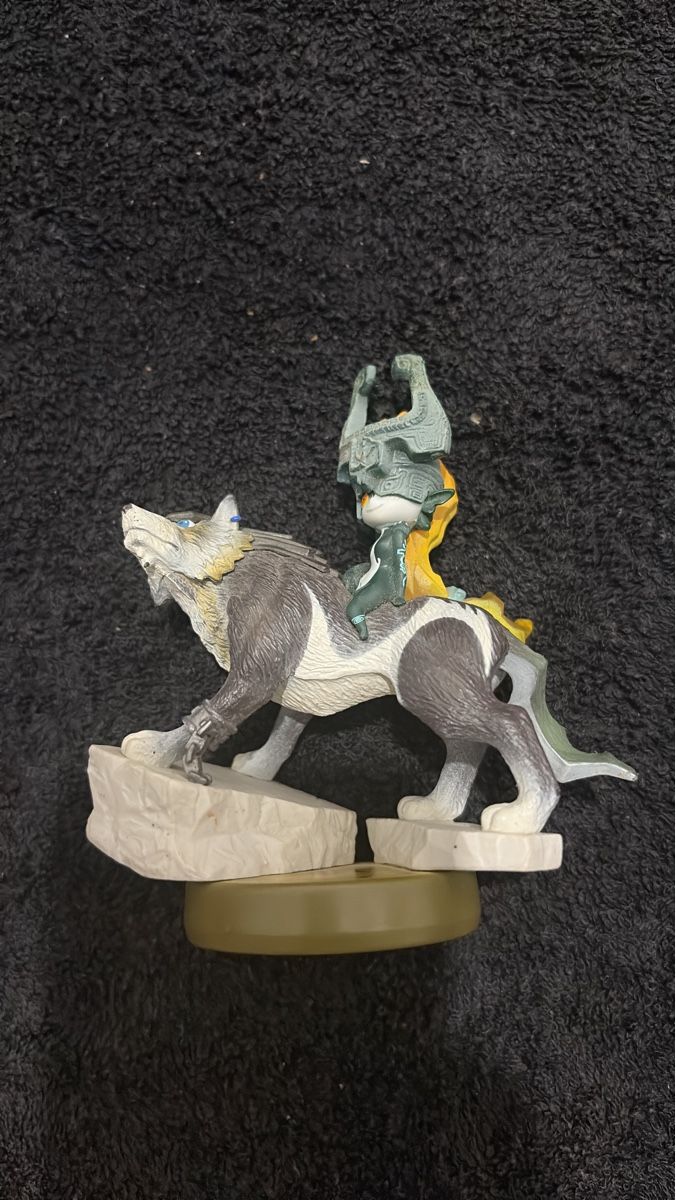 Giocattoli: Amiibo Figur Zelda Wolf Link Midna gebraucht – Usato da Emmenbrücke venduto da Dr.Stone