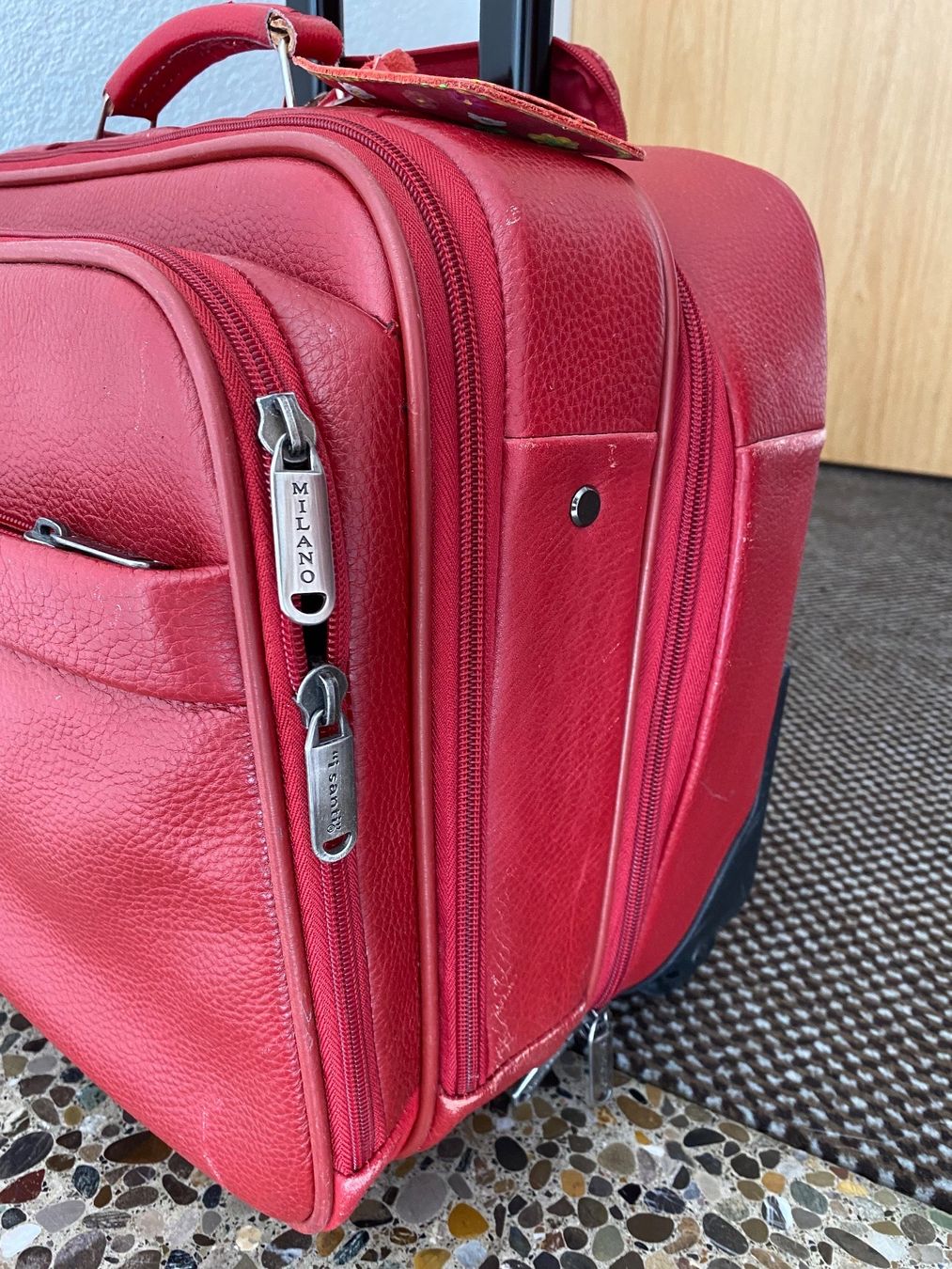 Reisekoffer: Rollkoffer Leder rot fürs Büro – Gebraucht aus Russikon von Honolulu-2019 3
